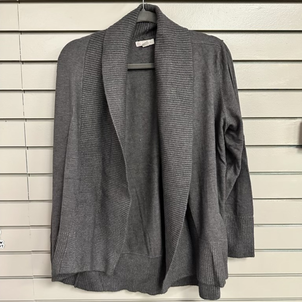COPY - CB EST. 1962 Women’s Grey Cardigan Sweater. Size XL. New!